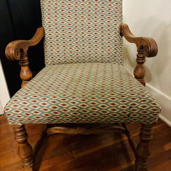 Upholstered Chairs 