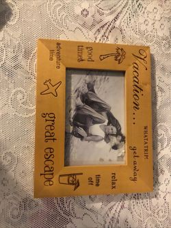 Vacation Themed Wooden Photo Frame