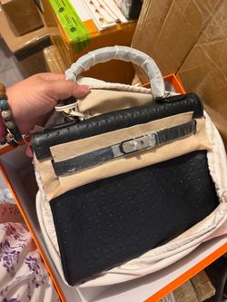 Unknown brand bag