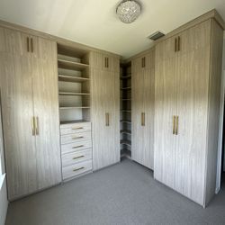 Custom Closets
