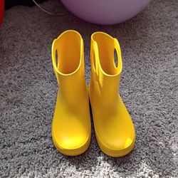 Rain boots 