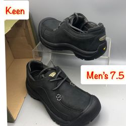 Keen Portsmouth II Men's Black Nubuck Leather brand new size 7.5