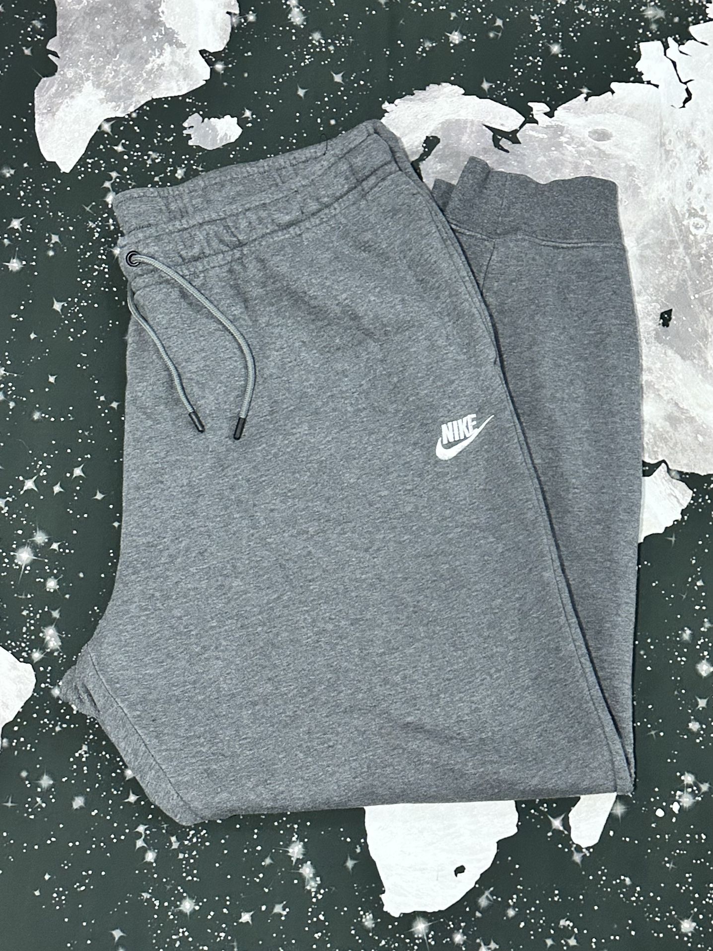 Nike Women’s Grey Sweatpants