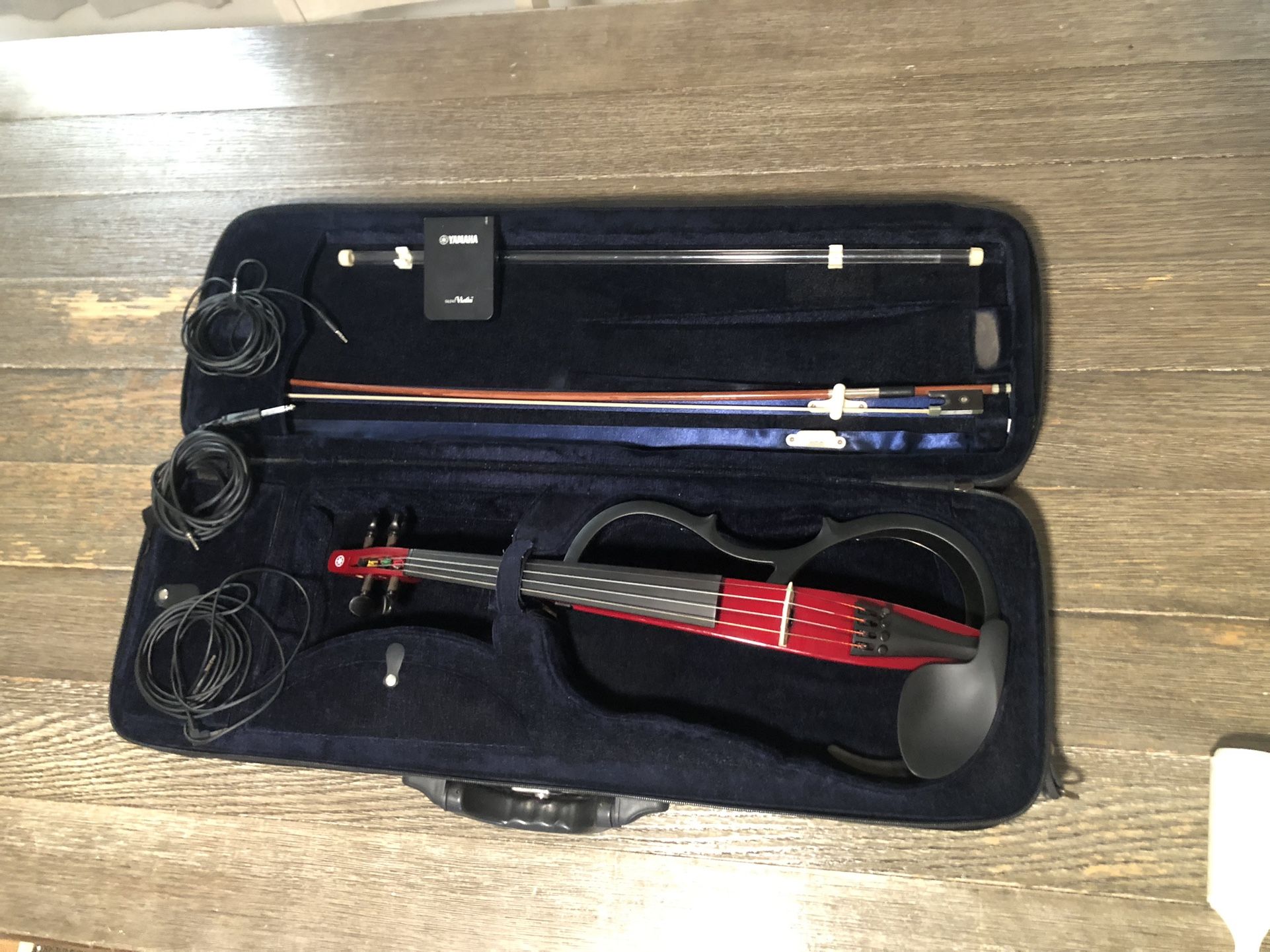 Yamaha YSV-104 Silent electric Violin