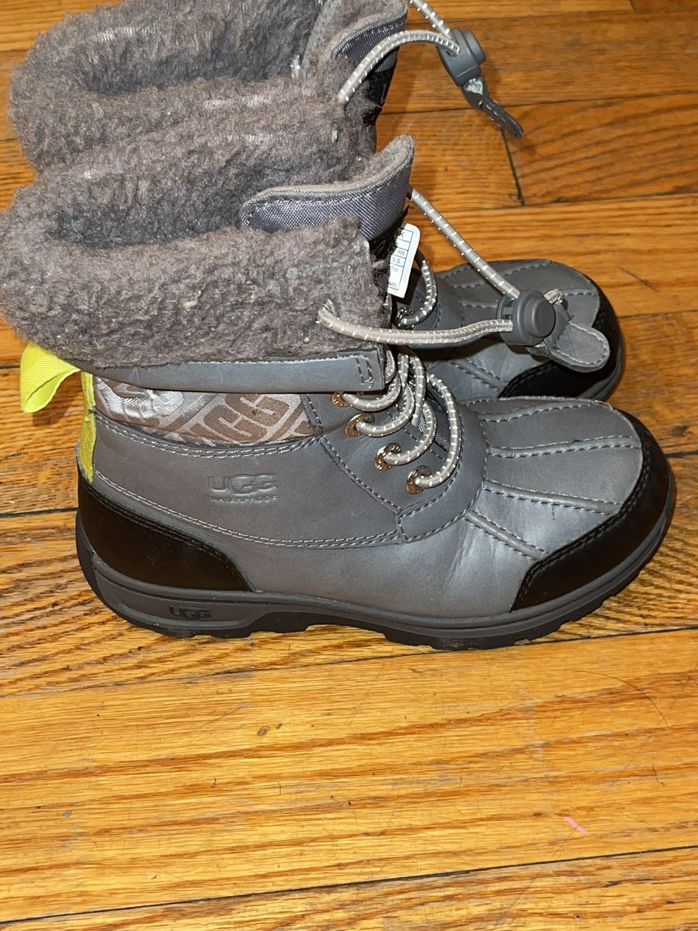 Ugg
