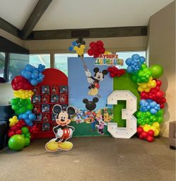 Balloon garland