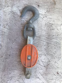 B & L Pulling Block in Rosedale