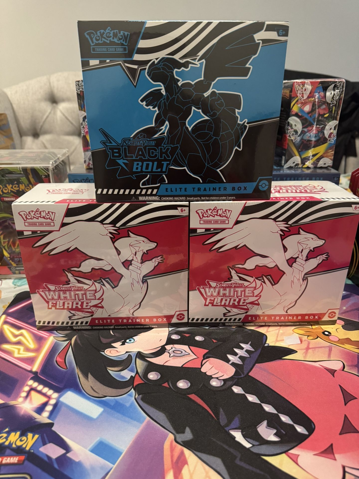 Black Bolt & White Flare Etb 