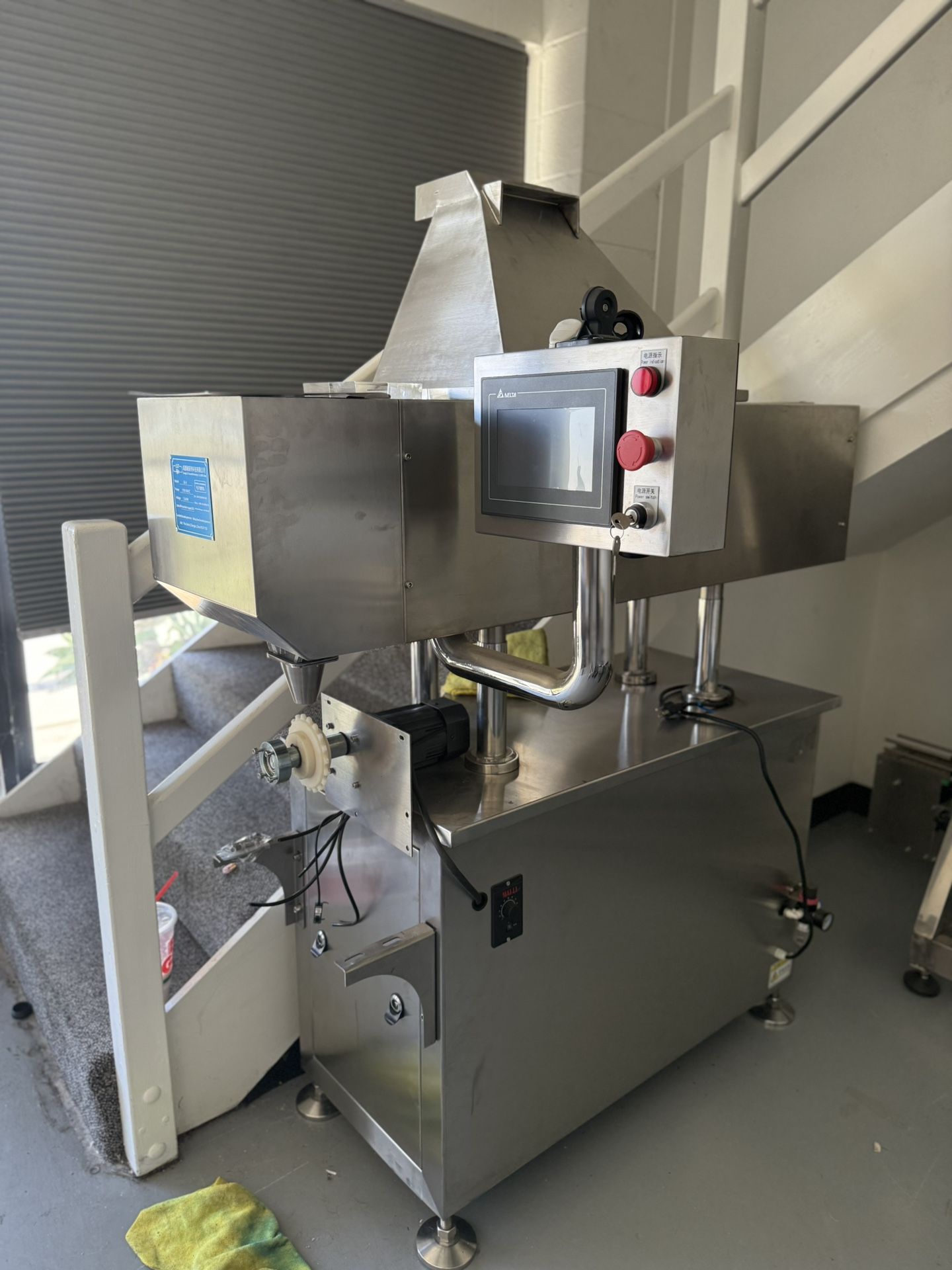 Capsule / tablet / pill counting machine