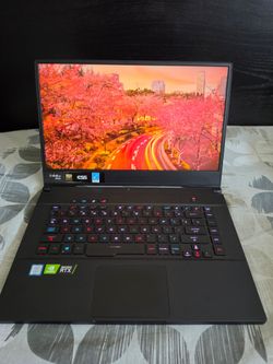 Asus gaming laptop GU502GV with 1TB SSD, 32 GB RAM and RTX2060 Graphics Card