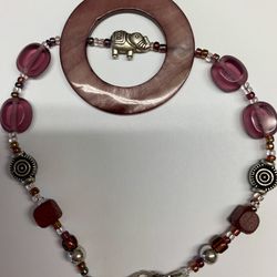 Natural Dyed Shell Czech Glass Elephant Bracelet 