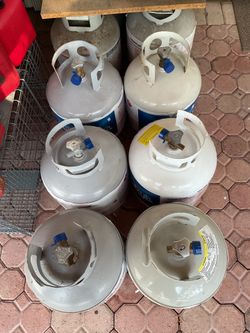 Propane tanks FULL & EMPTY