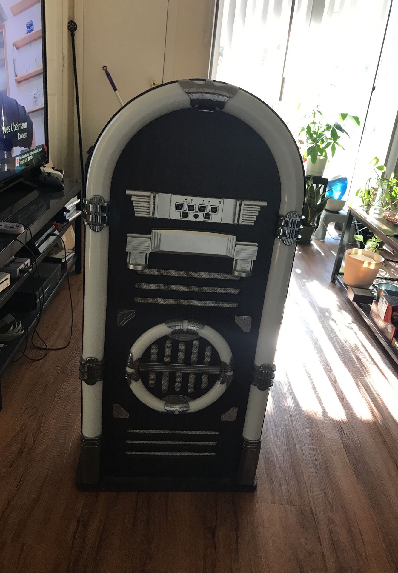 CRAIG Bluetooth jukeBox for Sale in Virginia Beach, VA OfferUp