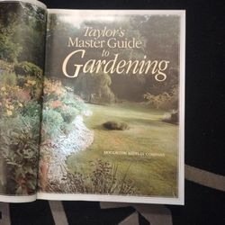 Taylor's Master Guide To Gardening Houghton Mifflin Company