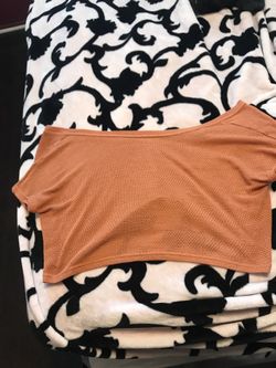 Off shoulders crop top M