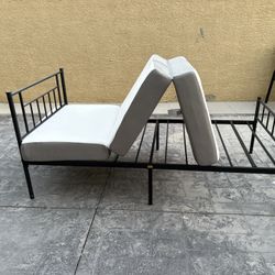 Twin Bed