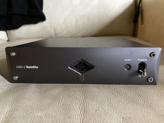 Universal Audio UAD2 (Satellite Thunderbolt 3 Quad)