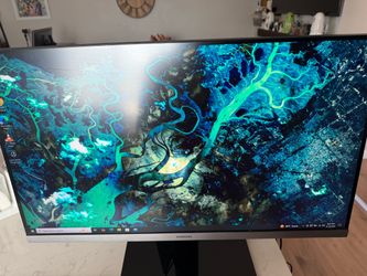 Samsung Computer Monitor used