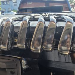 TaylorMade Gunmetal Qi Irons 5–AW – KBS Max MT 85 (R) – +2° Upright – Used (Good)