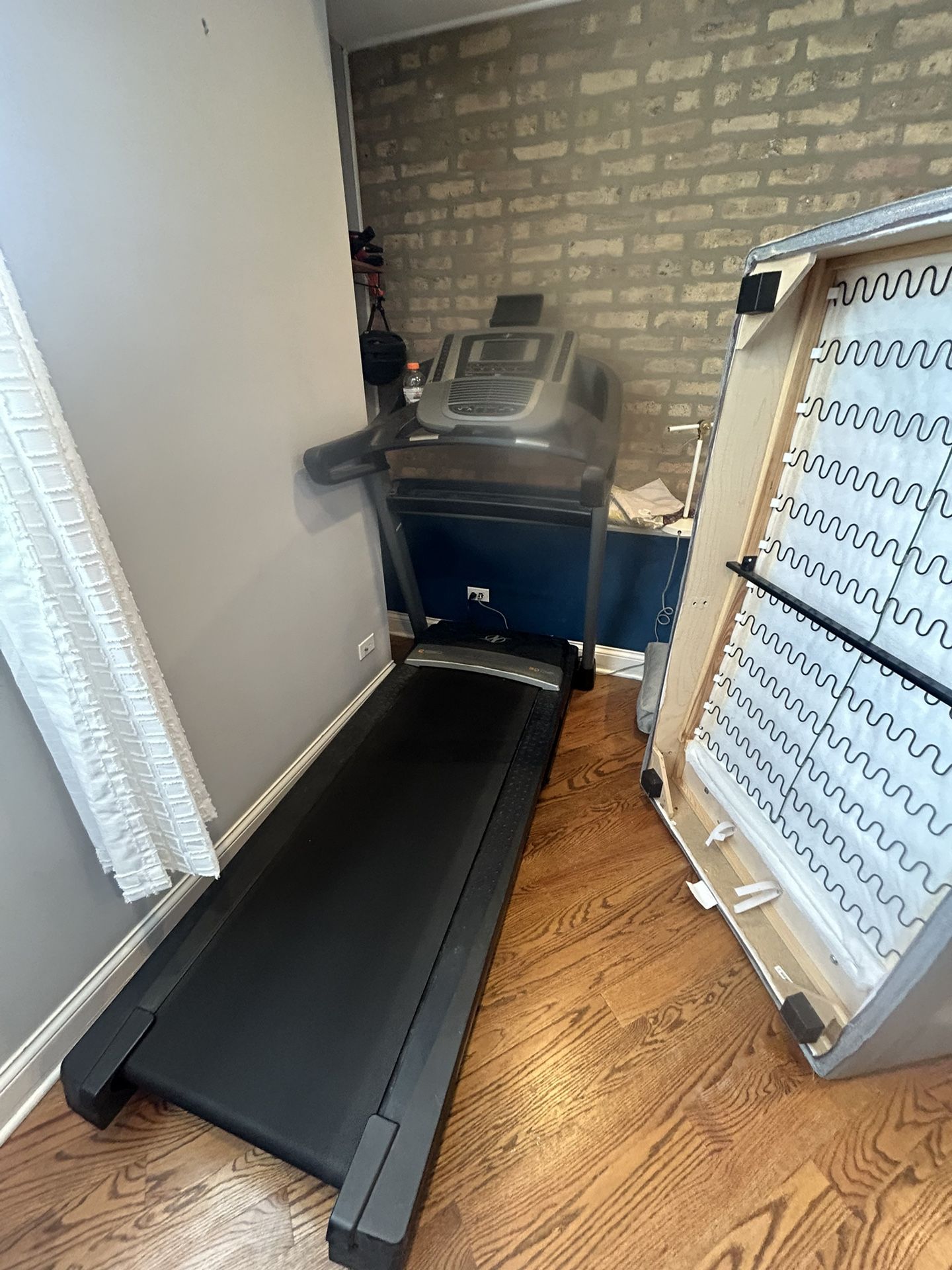Treadmill - TL NordicTrack C 990
