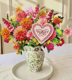 Grande Dahlia Sunrise Pop-Up Flower Bouquet 20" with Hanging heart