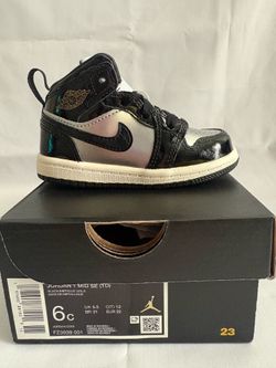 Jordan 1 Mid SE 6C