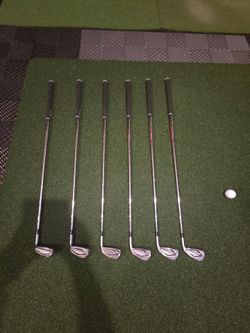 Like New Mizuno JPX923 Hot Metal Pro Irons (5-PW) - Golf Pride Grips