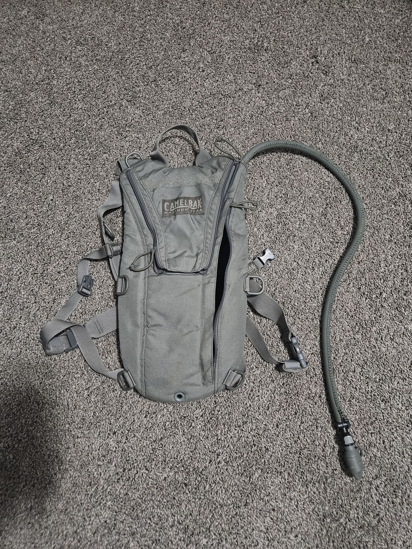 CamelBak Hydration Backpack Olive Green Water Pack Hiking Cycling Tactical