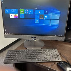 Lenovo ideacentre All-in-One Desktop. Core i7 8GB. 24” TOUCHSCREEN. 