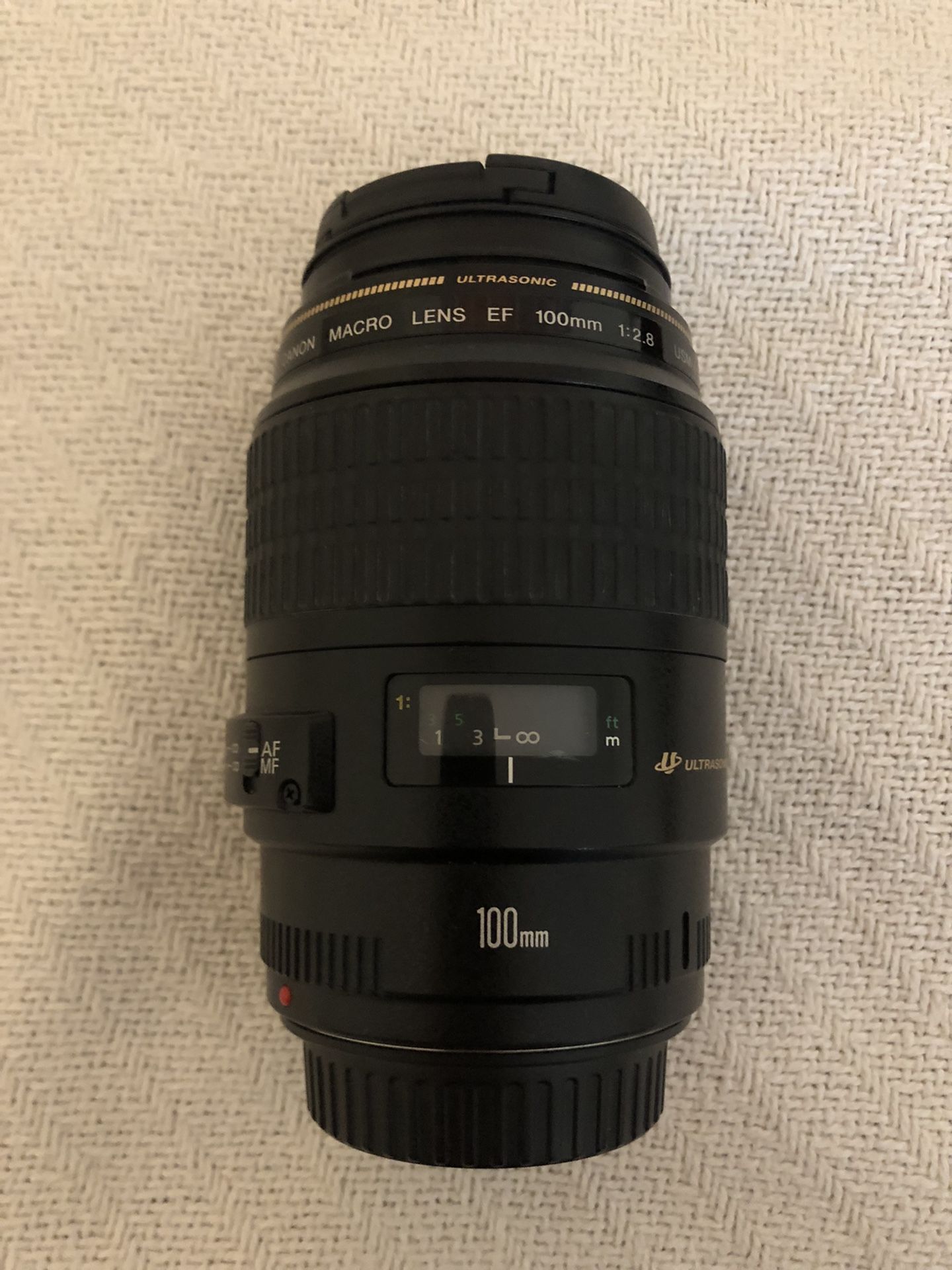 Canon 100mm F2.8 macro