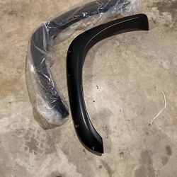 Bushwacker Front Flares (2pc)