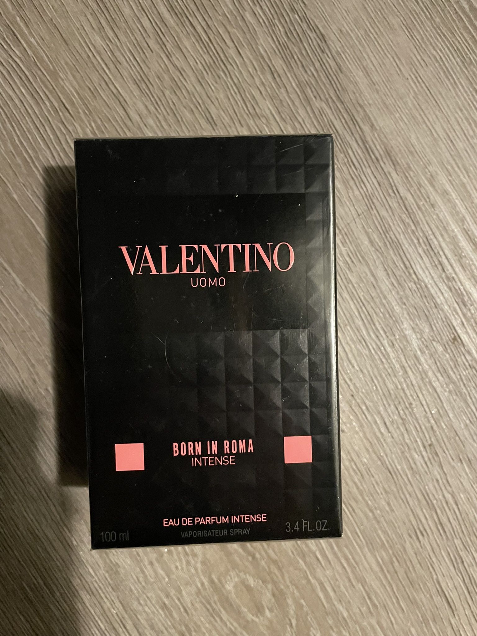Valentino Born In Roma Uomo Intense Edp Spray 3.4 Oz (100 Ml)