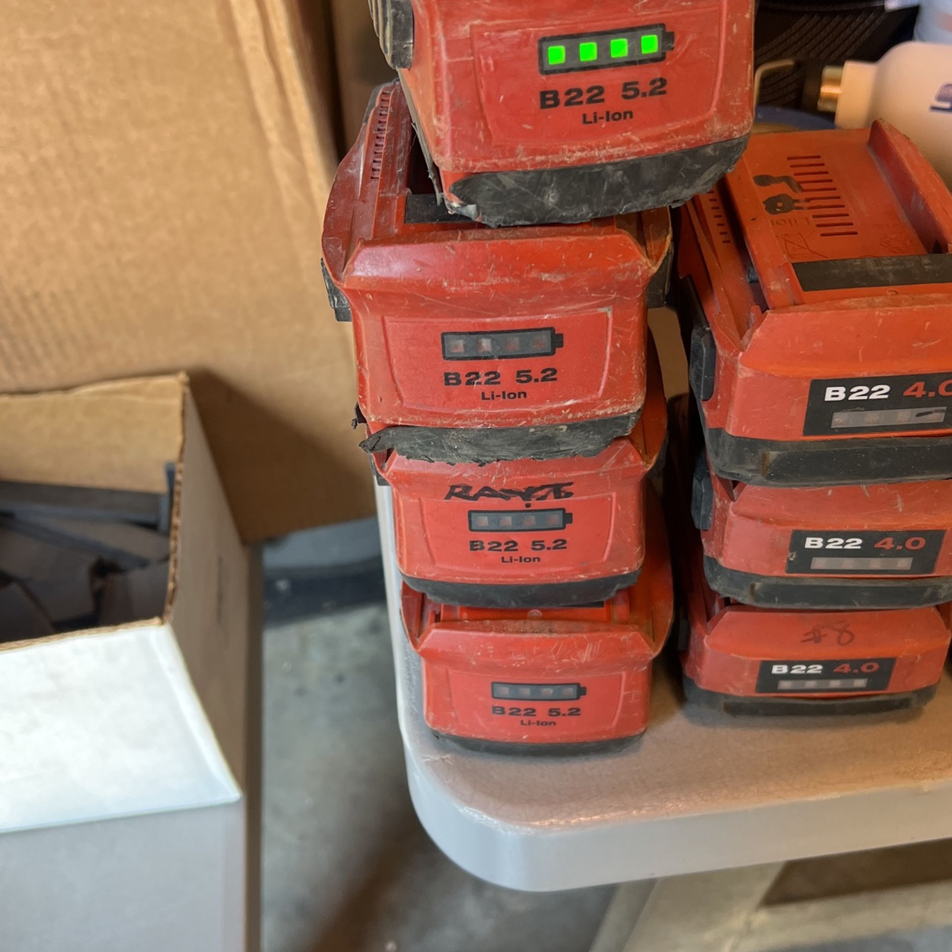 Hilti B22 5.2 batteries