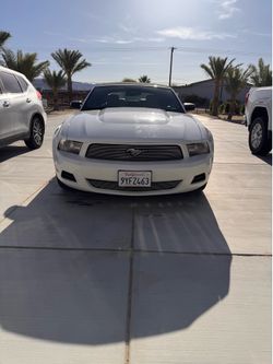 2010 mustang convertible