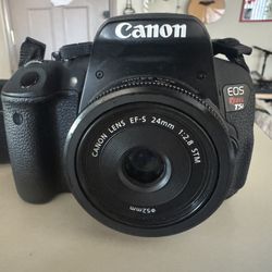Canon EOS Rebel T5i Camera