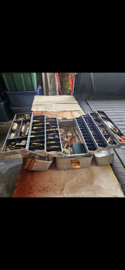 Old Metal Tackle Box Full Lures