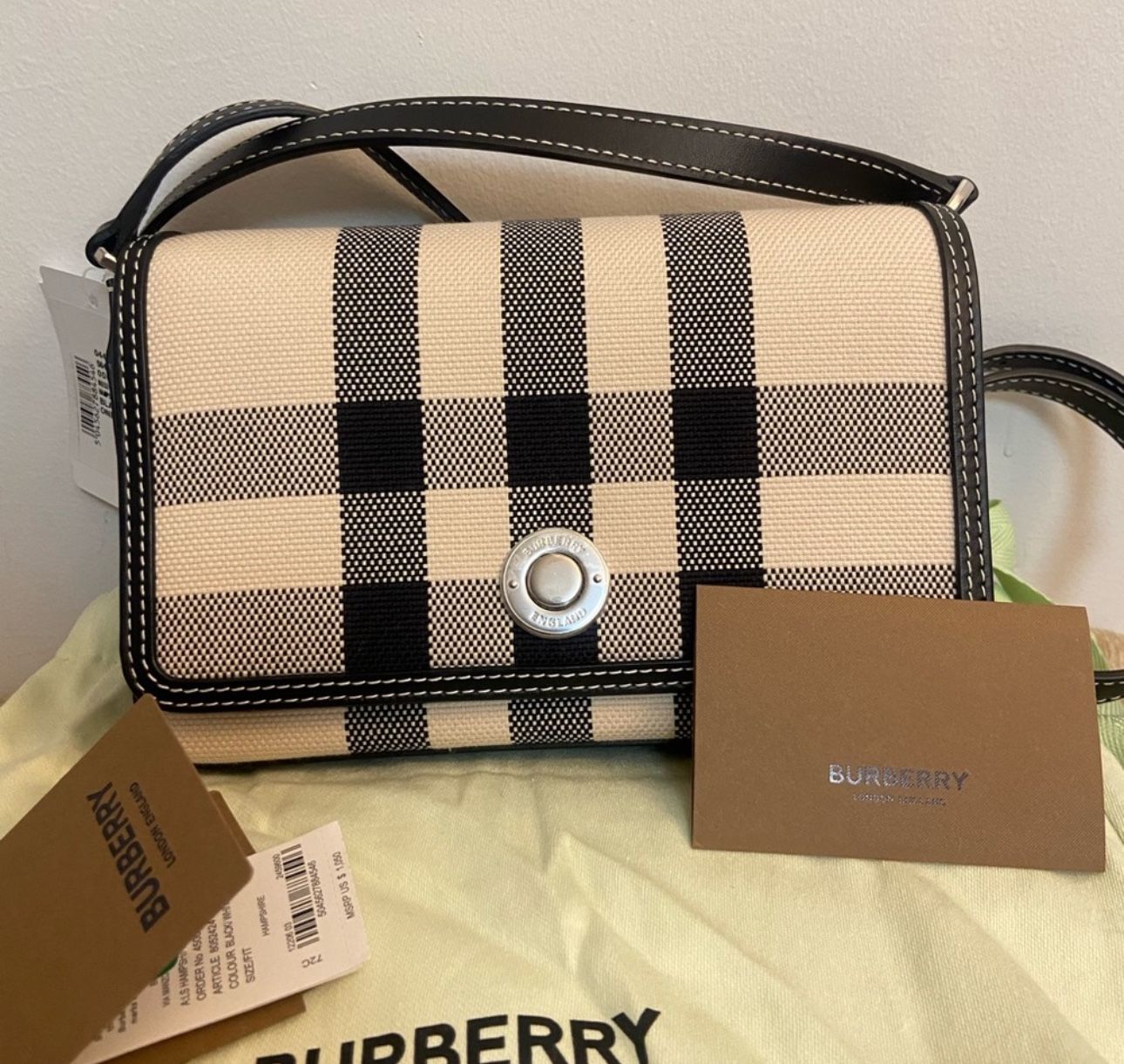 New With Tag Burberry Hampshire Canvas Bag 