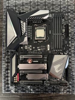 Gigabyte Z390 Aorus Ultra w/ i9-9700K CPU