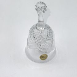 This Beautiful Vintage Crystal D'Arques 24% Lead Crystal Bell, made in France, is a stunning decorative piece with a diamond pattern and round shape. 