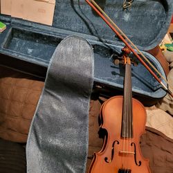 Brand New Beautiful 3/4 Violin Bundle violin Hard Case Bow Ext strings rosin chin/shoulder Rest ETC.