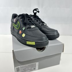 #272 Nike Air Force 1 Low Unisex Kids Black Leather Low Top Lace Up Sneaker 7Y