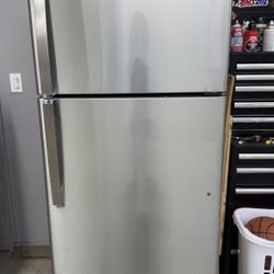 GE refrigerator 