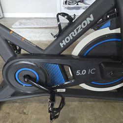 Horizon 5.0 IC Spin Bike – Excellent Condition