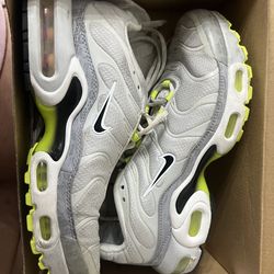 Air max plus hand