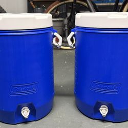 Coleman 5 gallon beverage cooler - I do not reply to- “is this still available”