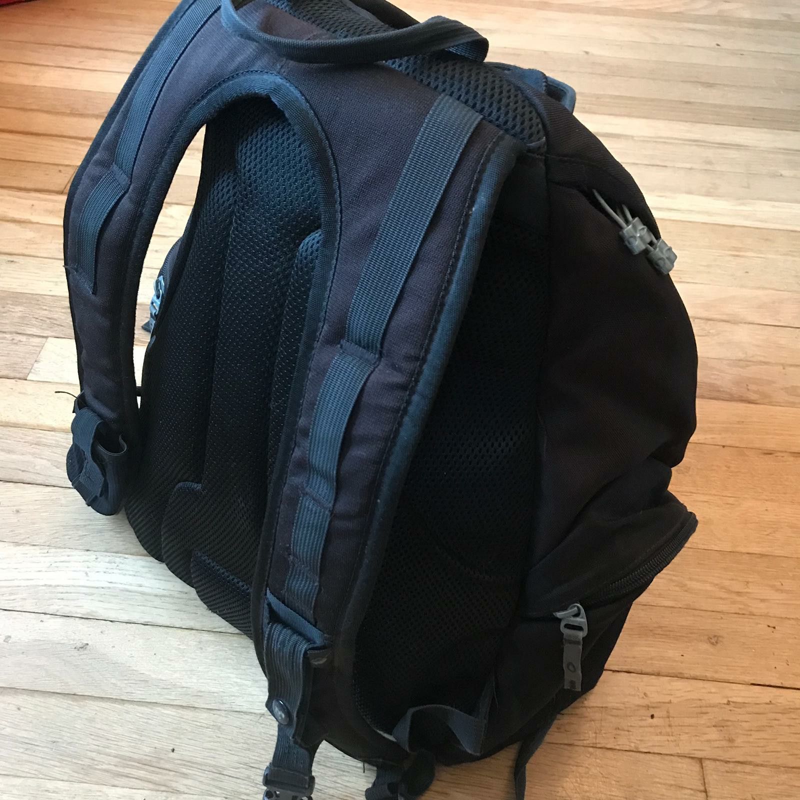 Oakley 96548 clearance backpack