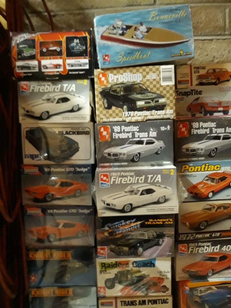 Pontiac model cars