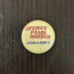US Pearl Harbor Pin (WW2)