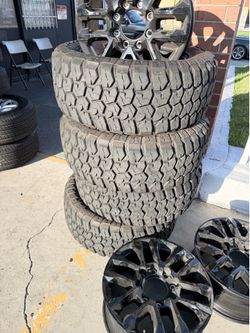 35x12.5R20