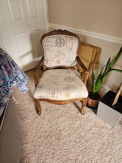 100 Y Old Antique Chair
